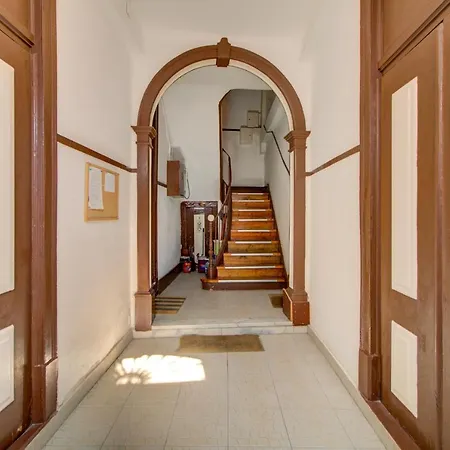 Near Everything In Apartment Lisbon